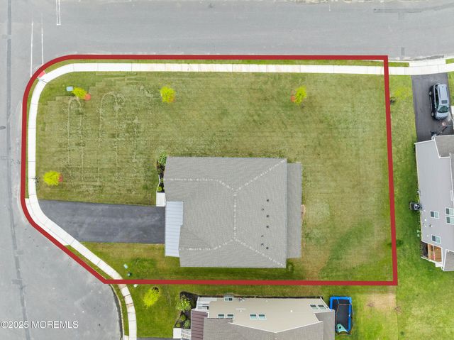 4 Carlisle Court, Howell, NJ 07731