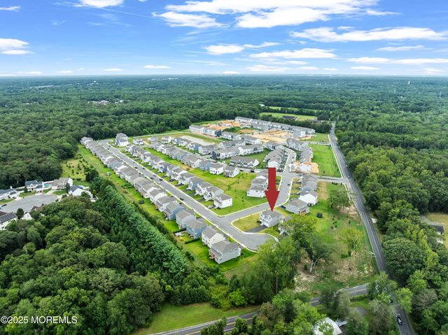 4 Carlisle Court, Howell, NJ 07731