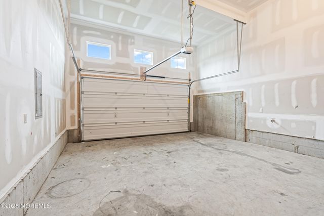 4 Carlisle Court, Howell, NJ 07731