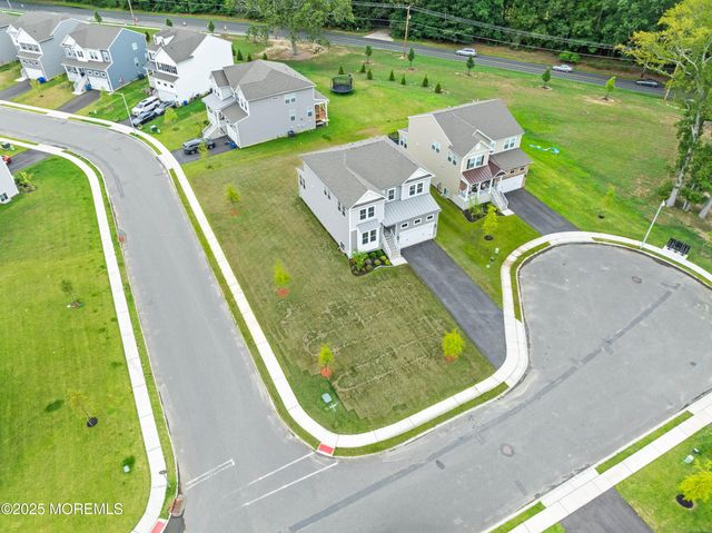 4 Carlisle Court, Howell, NJ 07731