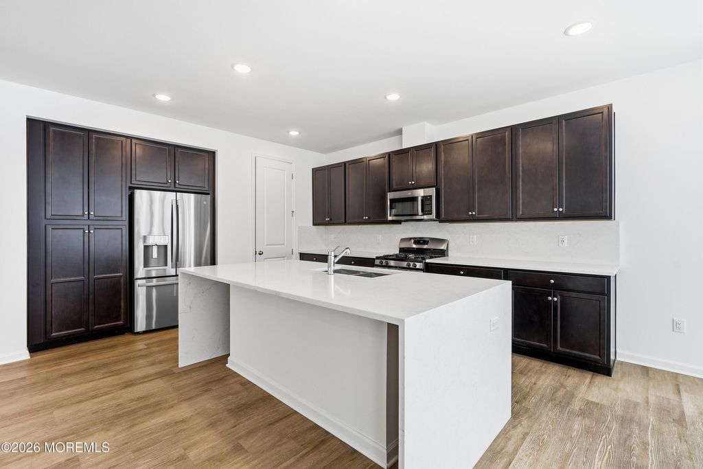 4 Carlisle Court, Howell, NJ 07731