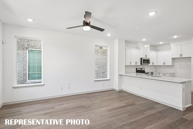 5302 Springlake Parkway, Haltom City, TX 76117