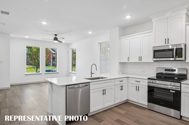5302 Springlake Parkway, Haltom City, TX 76117