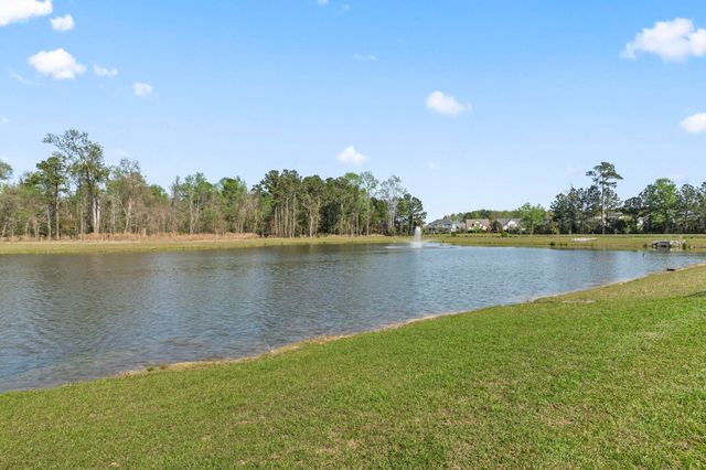 1305 Wykham Park Dr., Myrtle Beach, SC 29579