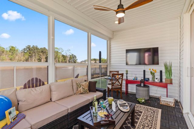 1305 Wykham Park Dr., Myrtle Beach, SC 29579