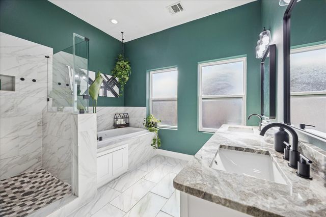 2108 Oatfield Drive, Houston, TX 77018