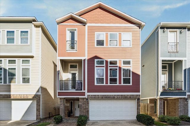 2108 Oatfield Drive, Houston, TX 77018