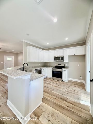 471 White Chapel Road, Carriere, MS 39426