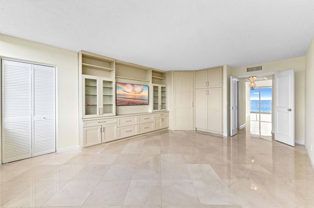 2800 S Ocean Boulevard 11-M, Boca Raton, FL 33432