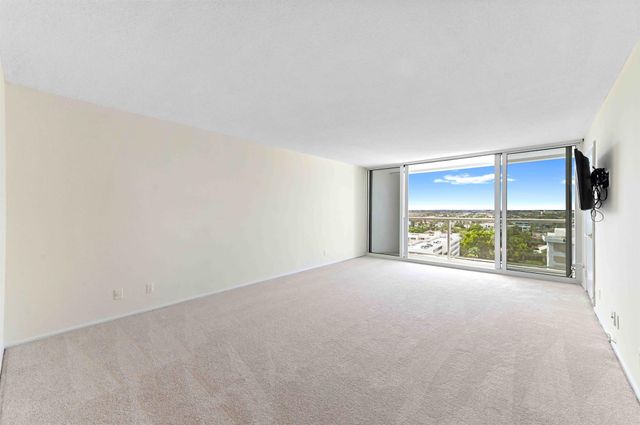 2800 S Ocean Boulevard 11-M, Boca Raton, FL 33432