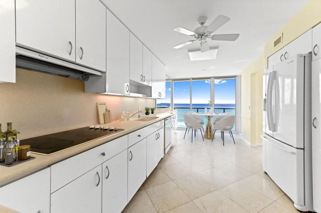2800 S Ocean Boulevard 11-M, Boca Raton, FL 33432