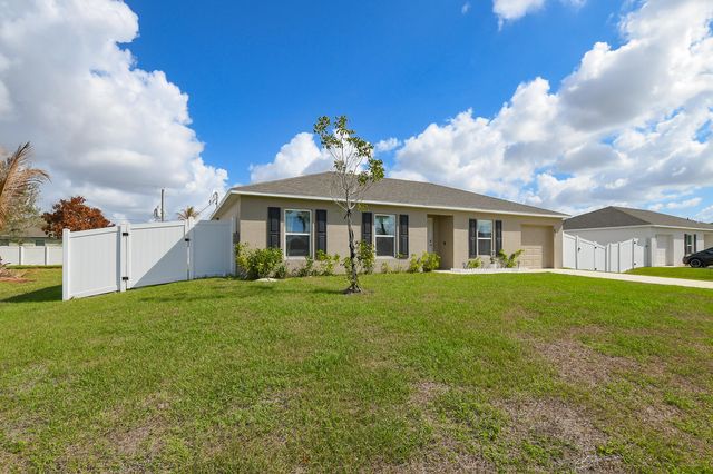 931 SW Sultan Dr, Port St. Lucie, Port St Lucie, FL 34953