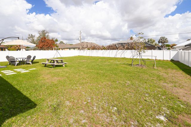 931 SW Sultan Dr, Port St. Lucie, Port St Lucie, FL 34953