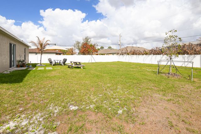 931 SW Sultan Dr, Port St. Lucie, Port St Lucie, FL 34953