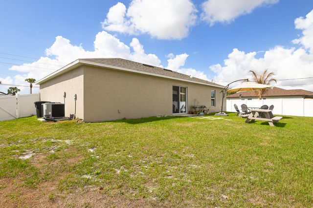 931 SW Sultan Dr, Port St. Lucie, Port St Lucie, FL 34953