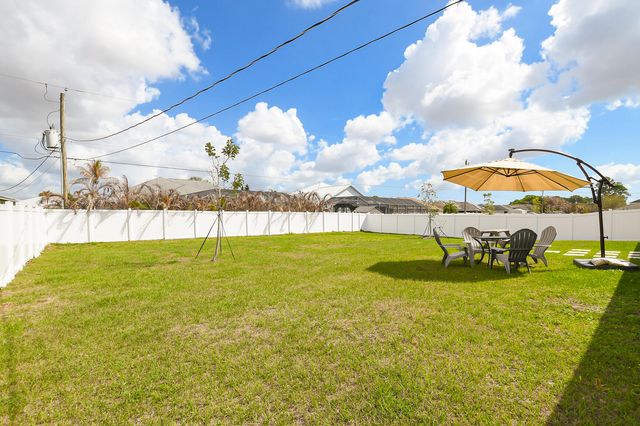 931 SW Sultan Dr, Port St. Lucie, Port St Lucie, FL 34953