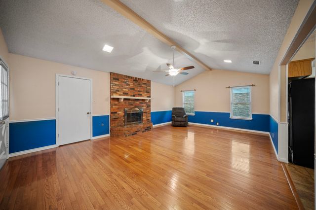 214 Northgate Drive, Waxahachie, TX 75165