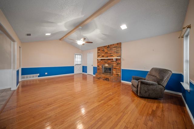 214 Northgate Drive, Waxahachie, TX 75165