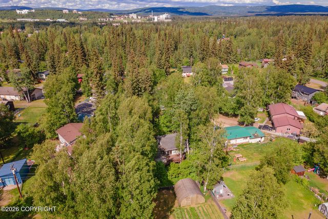 4053 Mallard Way, Fairbanks, AK 99709