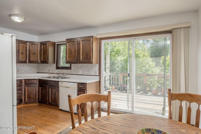 4053 Mallard Way, Fairbanks, AK 99709