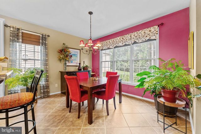 247 CAMBRIDGE PL, Chalfont, PA 18914