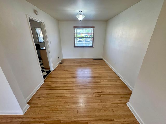 1870 Northwest Boulevard, 8B, Columbus, OH 43212