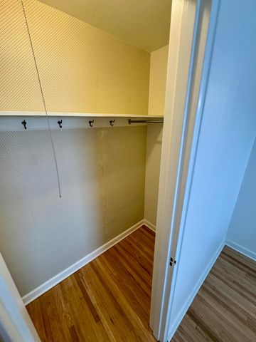 1870 Northwest Boulevard, 8B, Columbus, OH 43212