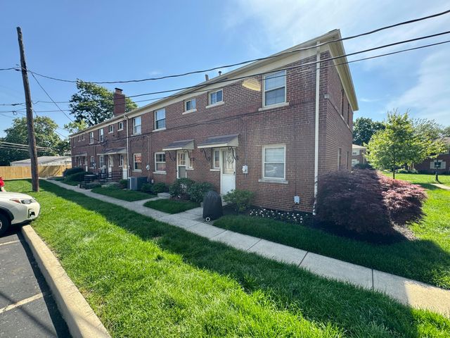 1870 Northwest Boulevard, 8B, Columbus, OH 43212