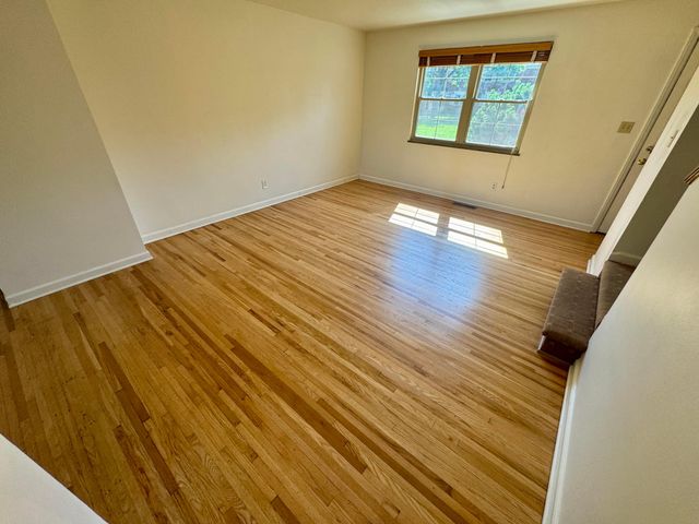1870 Northwest Boulevard, 8B, Columbus, OH 43212
