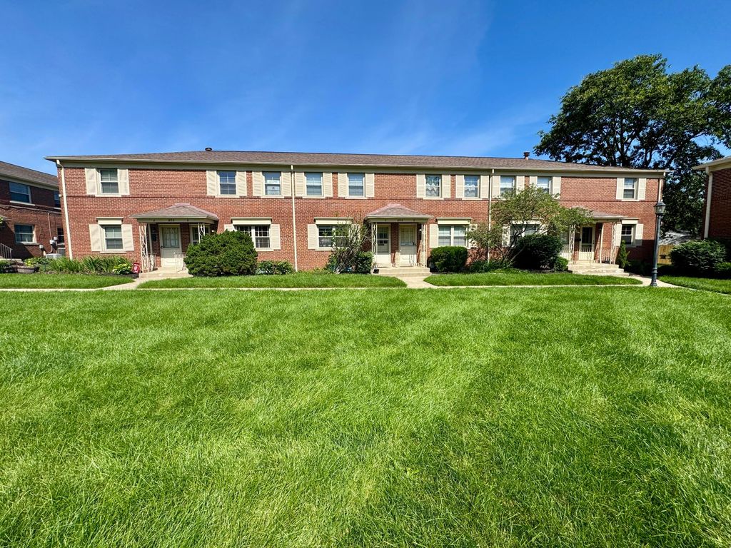 1870 Northwest Boulevard, 8B, Columbus, OH 43212