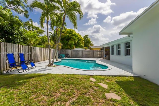 7400 NW 23rd St, Sunrise, FL 33313