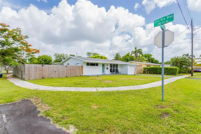 7400 NW 23rd St, Sunrise, FL 33313