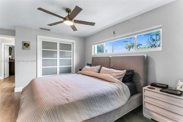 7400 NW 23rd St, Sunrise, FL 33313