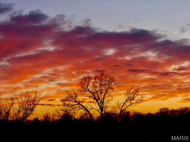 2421 Fiddlers Close Road 108 STB, Washington, MO 63090