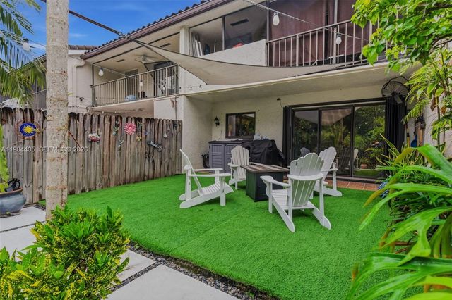 16424 NE 26th Ave 4, North Miami Beach, FL 33160