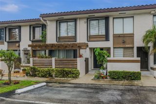 16424 NE 26th Ave 4, North Miami Beach, FL 33160