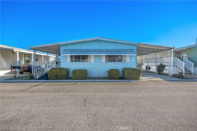 1895 W Devonshire 101, Hemet, CA 92545