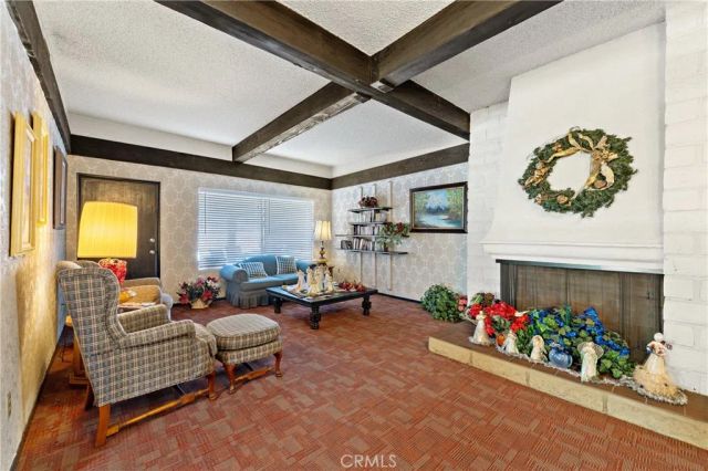 1895 W Devonshire 101, Hemet, CA 92545