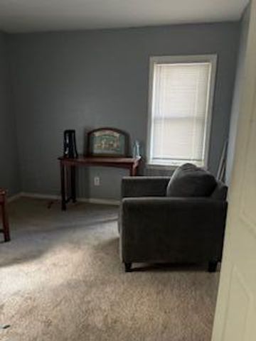 7461 Dolphin, Redford, MI 48239