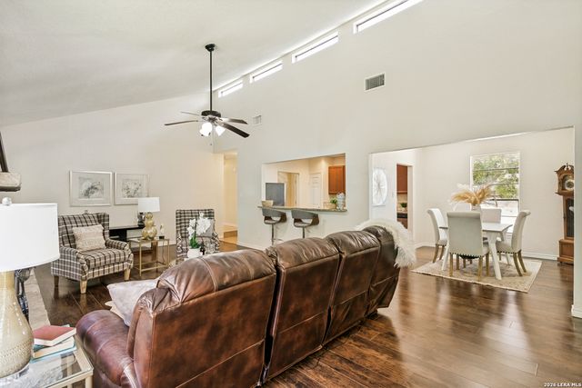 14414 Ledgewood St, San Antonio, TX 78233