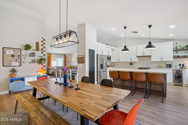 1131 N PEBBLE BEACH Drive, Gilbert, AZ 85234