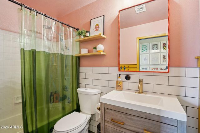 1131 N PEBBLE BEACH Drive, Gilbert, AZ 85234