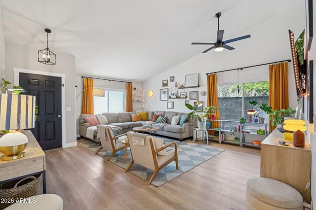 1131 N PEBBLE BEACH Drive, Gilbert, AZ 85234