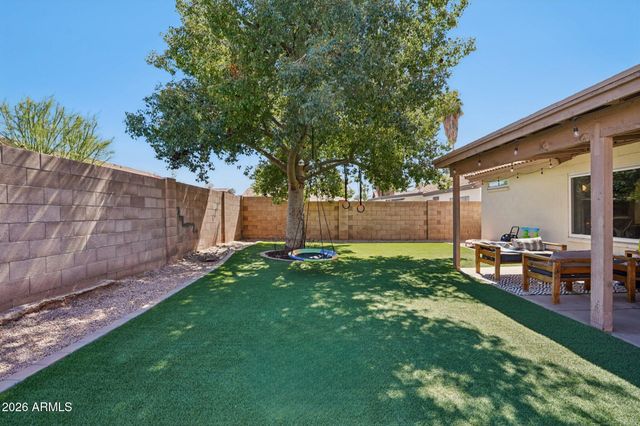 1131 N PEBBLE BEACH Drive, Gilbert, AZ 85234