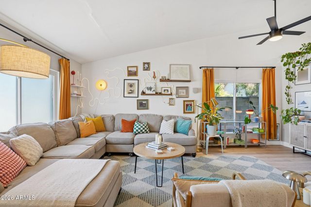 1131 N PEBBLE BEACH Drive, Gilbert, AZ 85234