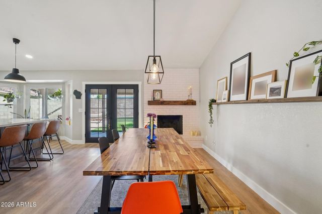 1131 N PEBBLE BEACH Drive, Gilbert, AZ 85234