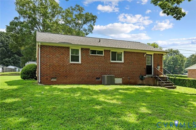 9812 Ashwood Rd, North Chesterfield, VA 23237