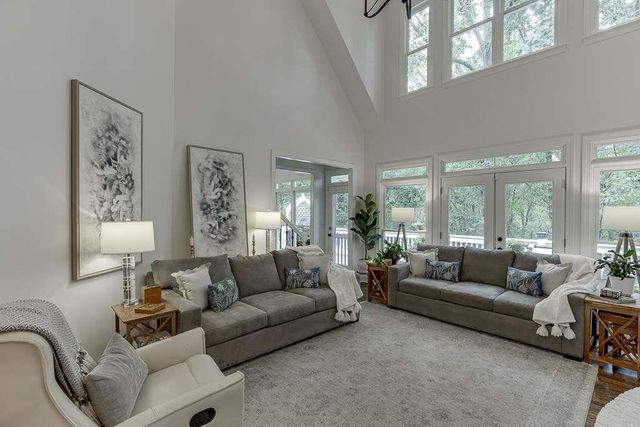 9315 Spinnaker Lane, Gainesville, GA 30506