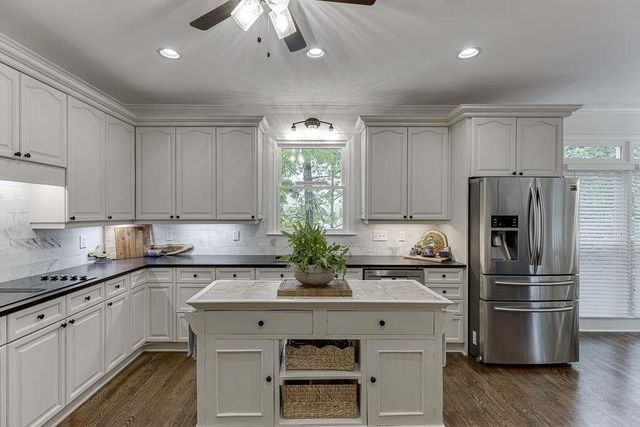 9315 Spinnaker Lane, Gainesville, GA 30506