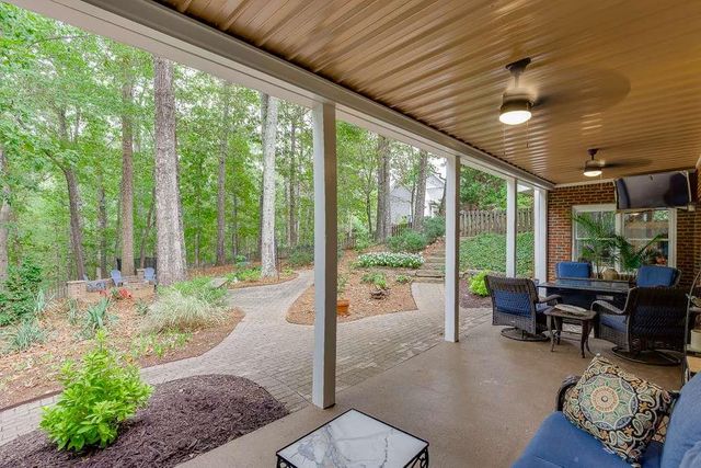 9315 Spinnaker Lane, Gainesville, GA 30506